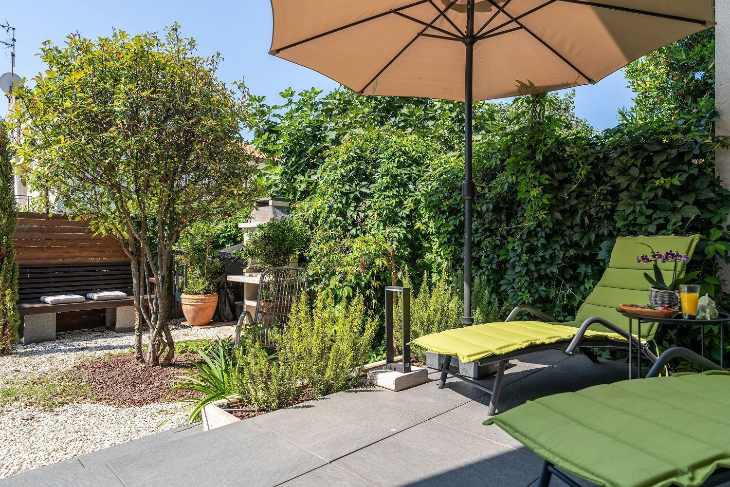 Exquisites Mit Privatem Garten, Liegen, Kinderstuhl, Waschmaschine - Nur 700 Meter Zum Holiday home *